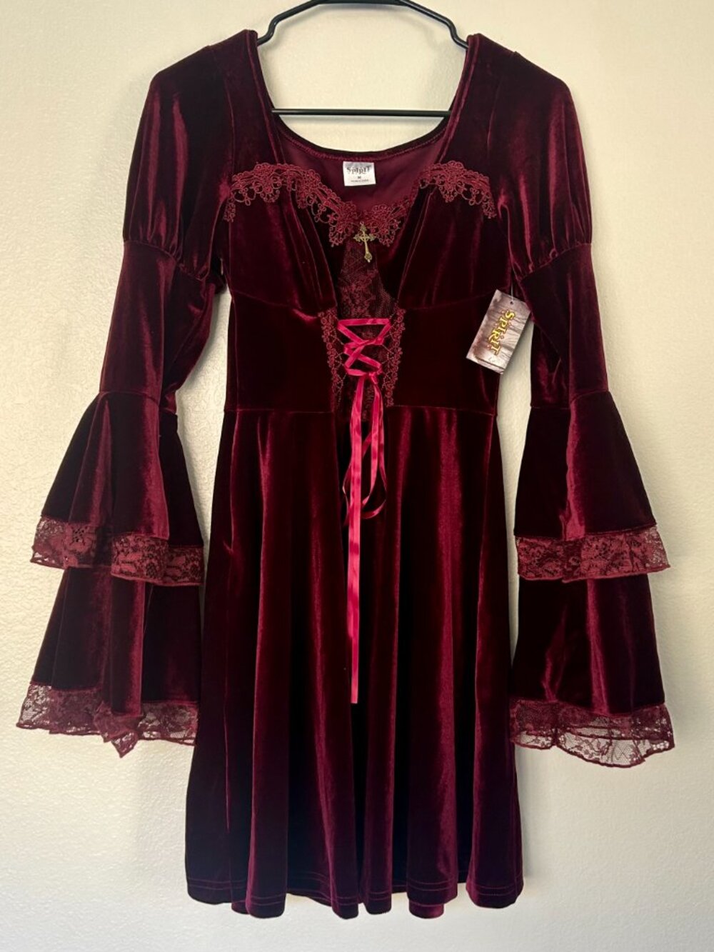 Spirit Halloween Adult Burgundy Vampire Dress Costume NWT M 8-10 - Picture 3 of 8